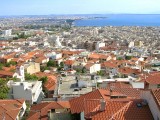 Overlooking_modern_Thessaloniki_seafront_from_Old_Town_2006